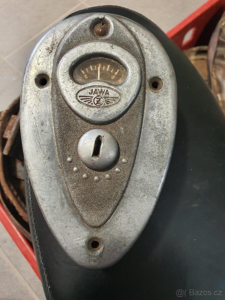 Spínací skříň Jawa