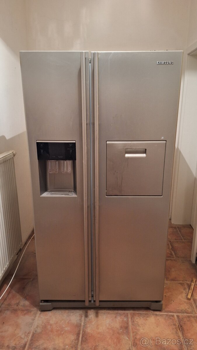 Americká lednice Samsung