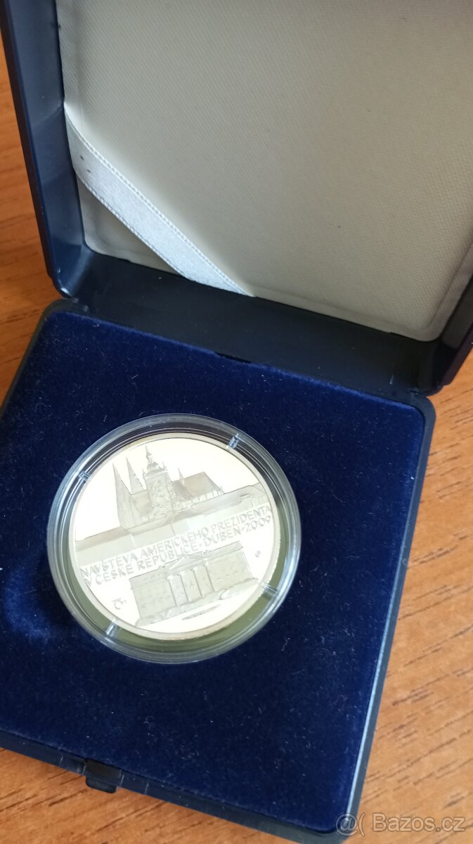 Stříbrná mince Barack Obama v Praze