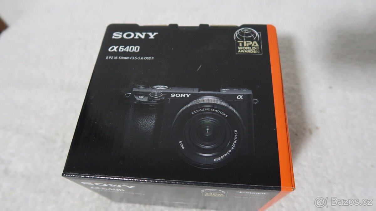 Sony A6400 + 16-50 PZ