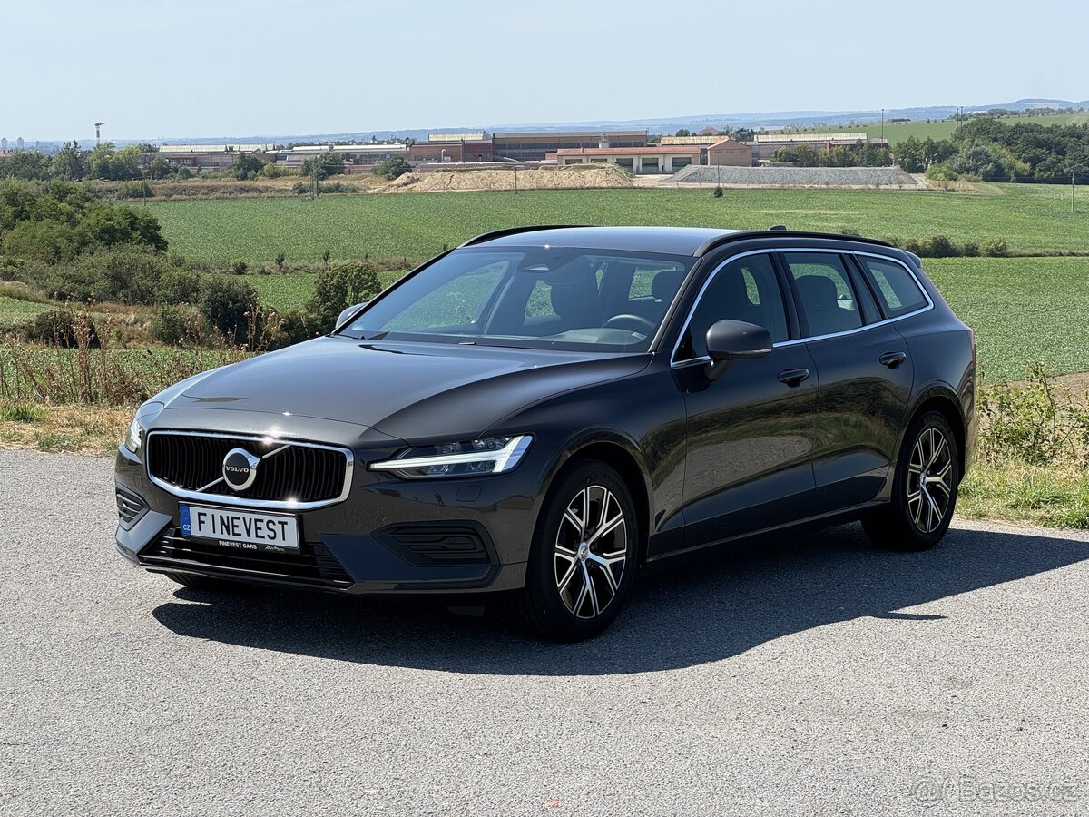 Volvo V60 B4 Benzín Core Kamera Záruka
