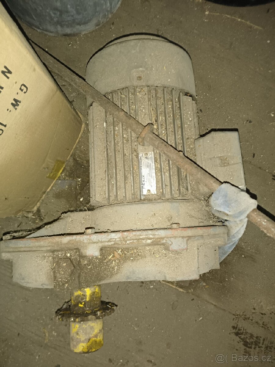 Elektromotor s převodovkou i vyměním