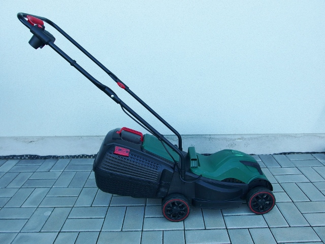 Elektrická sekačka na trávu zn. Parkside