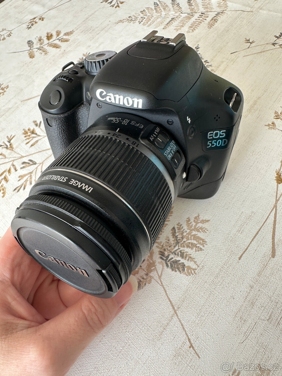 Canon EOS 550D + objektiv 18-55mm EFS IS 3.5-5.6