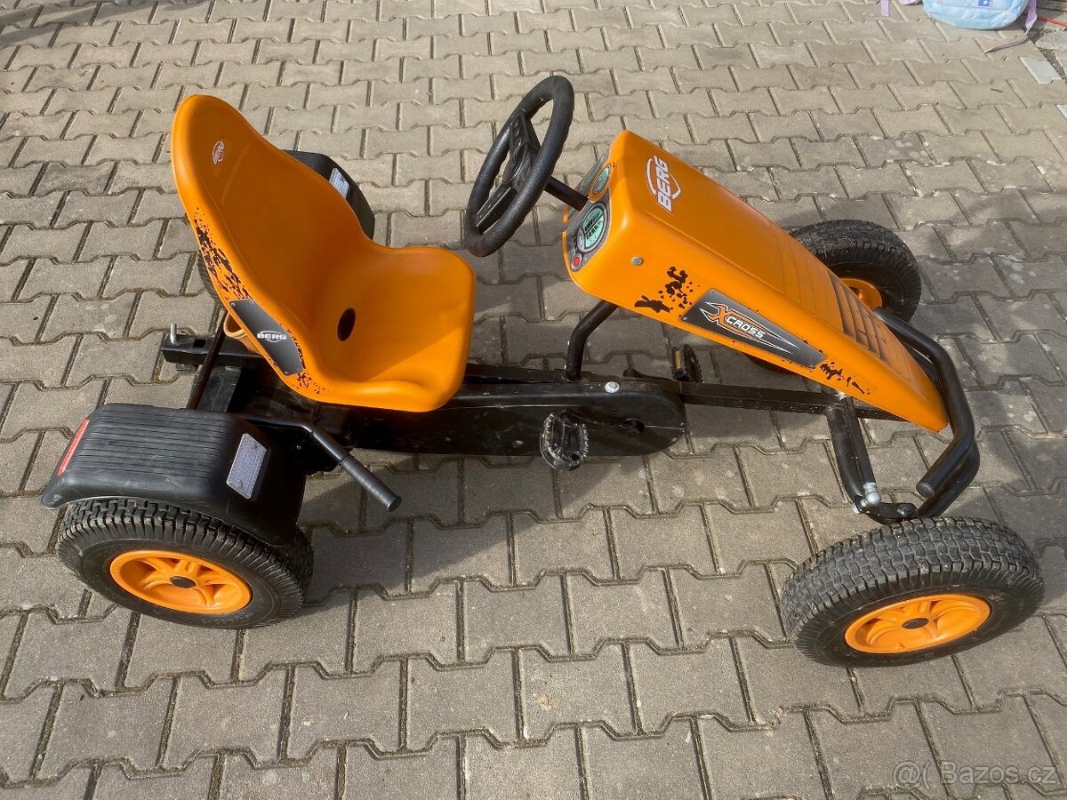 Dětská šlapací motokára BERG XXL