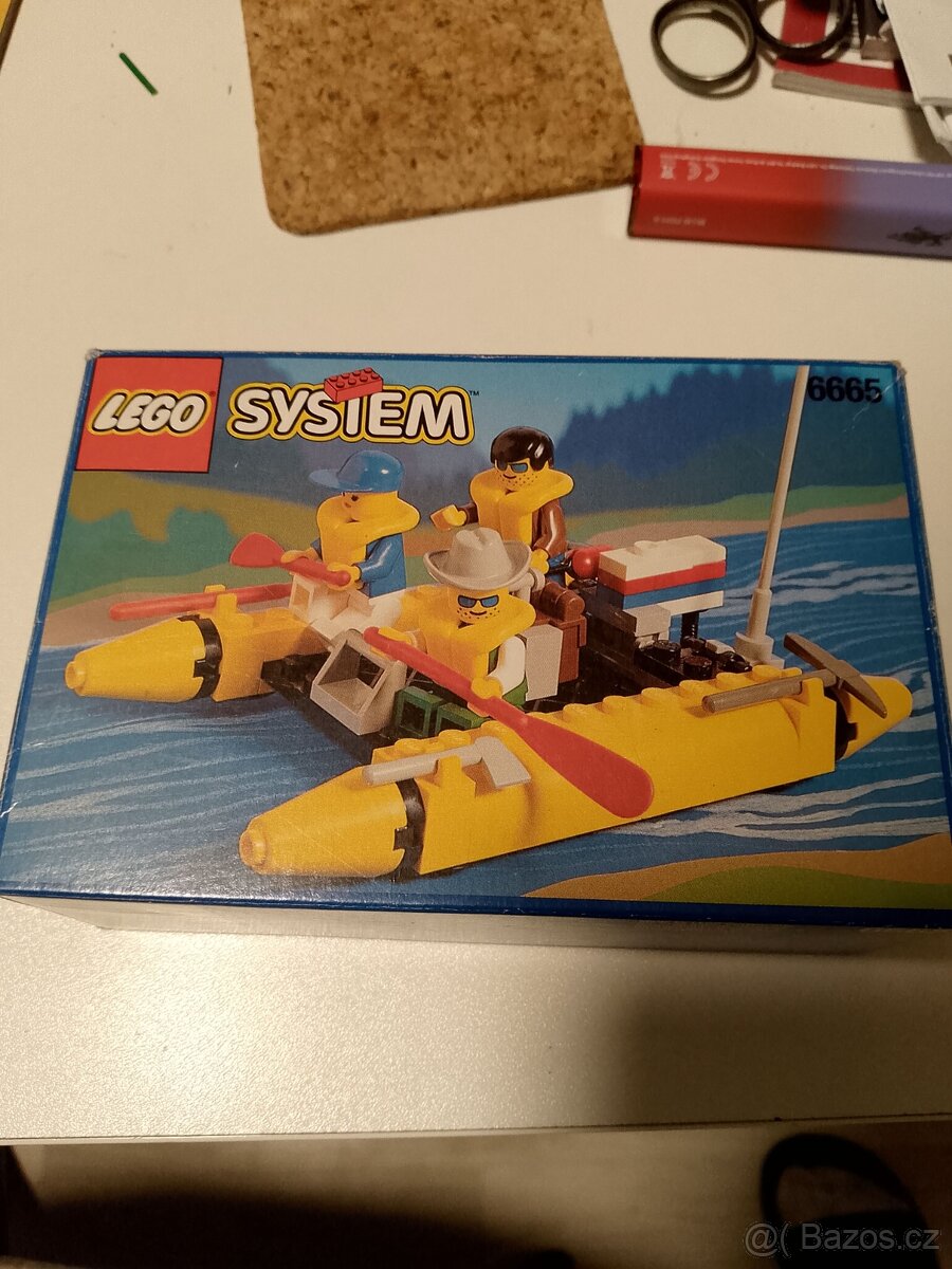 Lego raft
