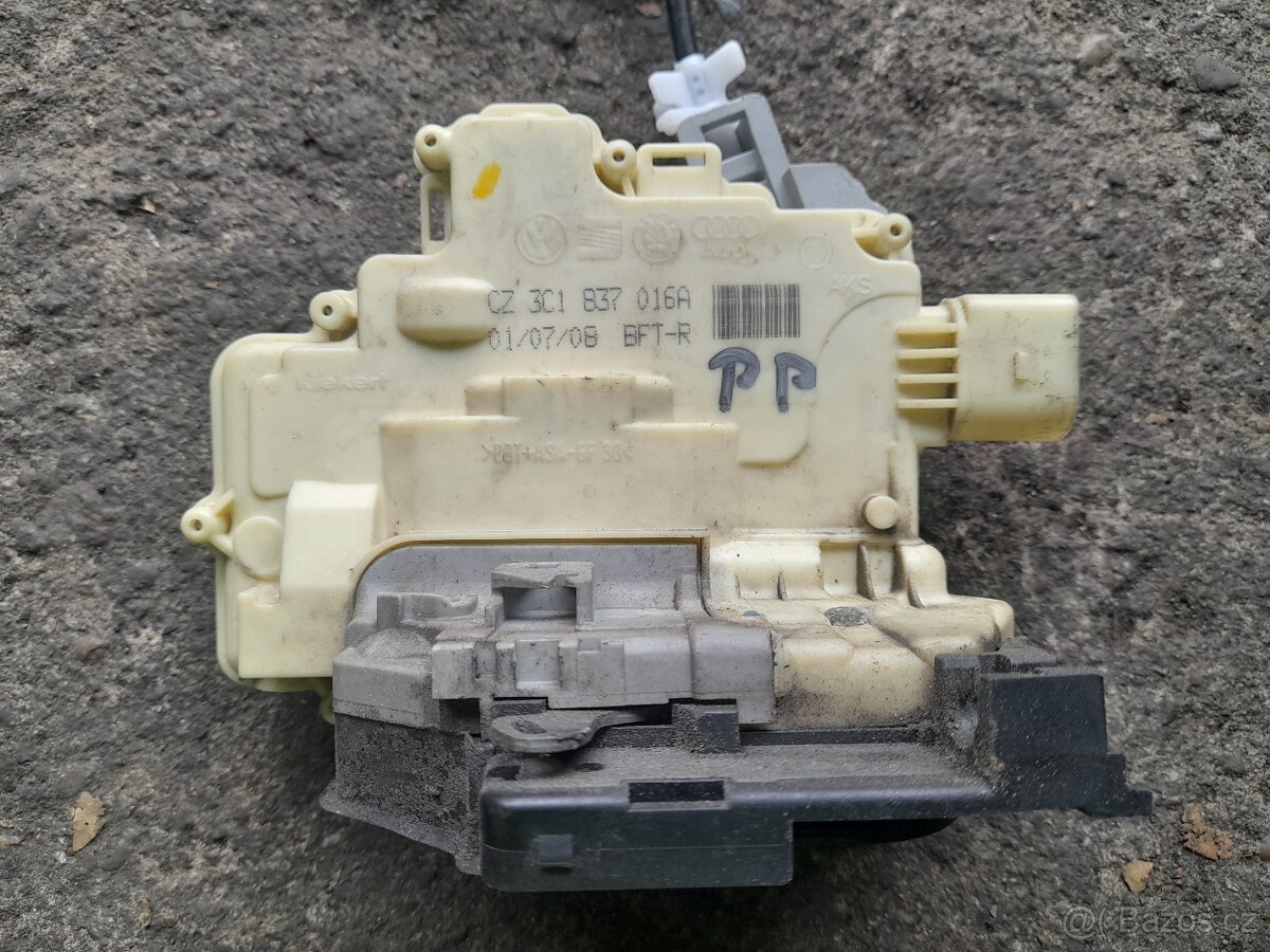 Zámky, stahovačka - VW Passat B6