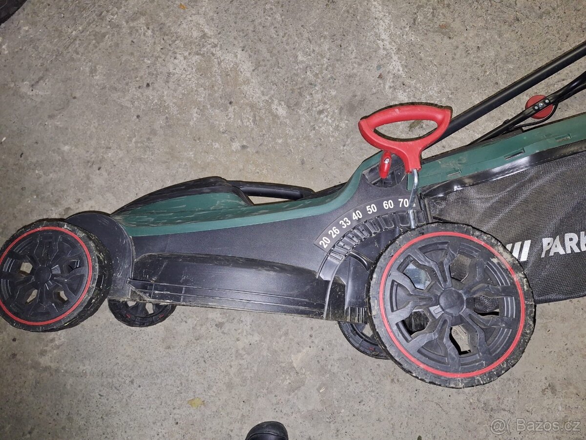 Elektrická sekačka Parkside