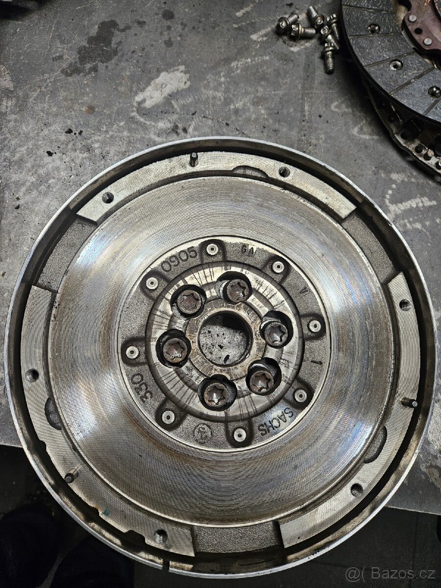 55573985