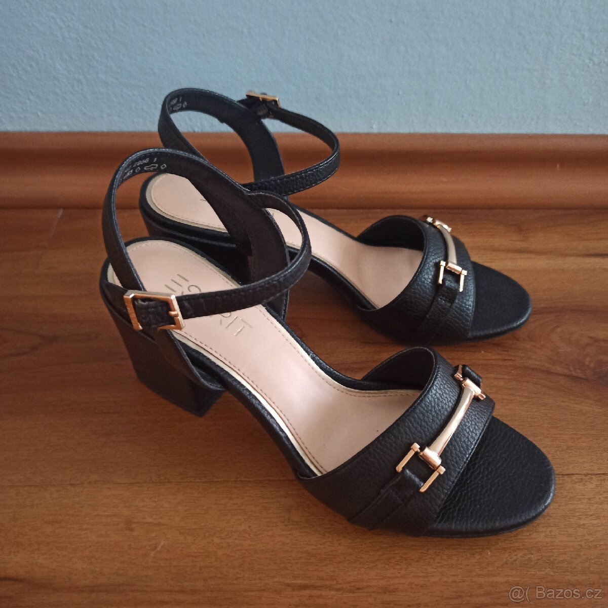 sandále Esprit vel. 37
