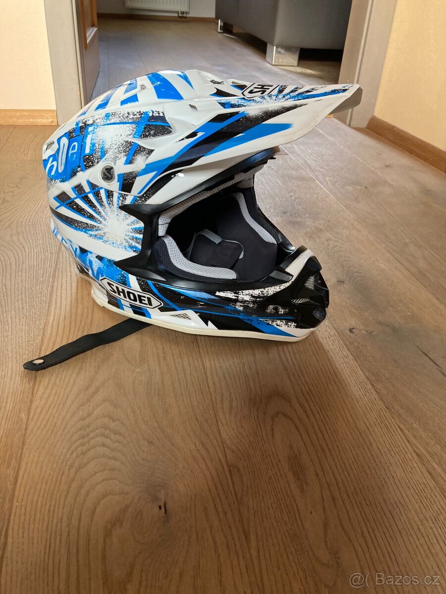 Motocrosová helma Shoei