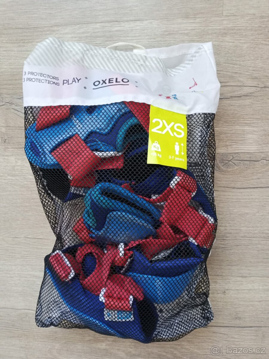 Chrániče 3-7 let Oxelo asi pro kluka z Decathlonu.