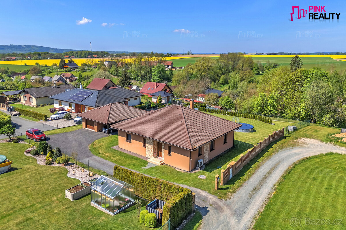 Novostavba rodinného domu 4+KK s garáží a bazénem Peklo nad