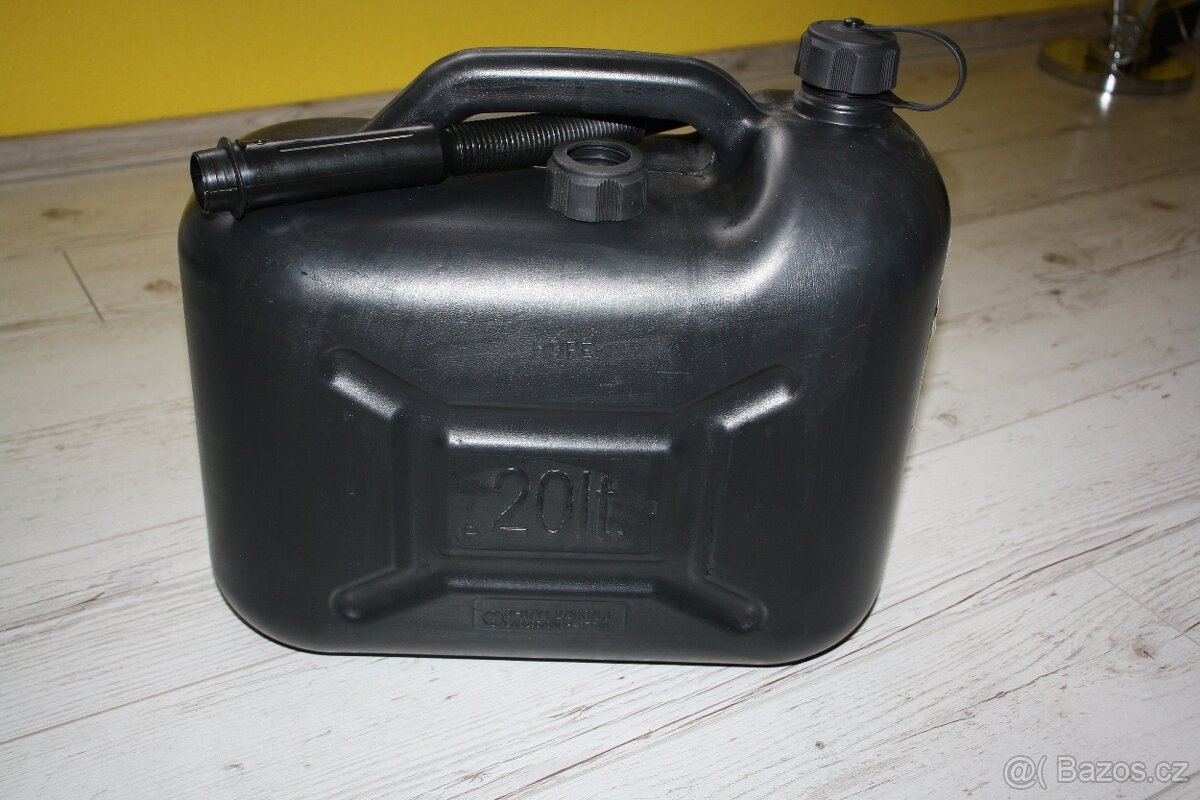 Plastový kanystr na PHM- 20 l