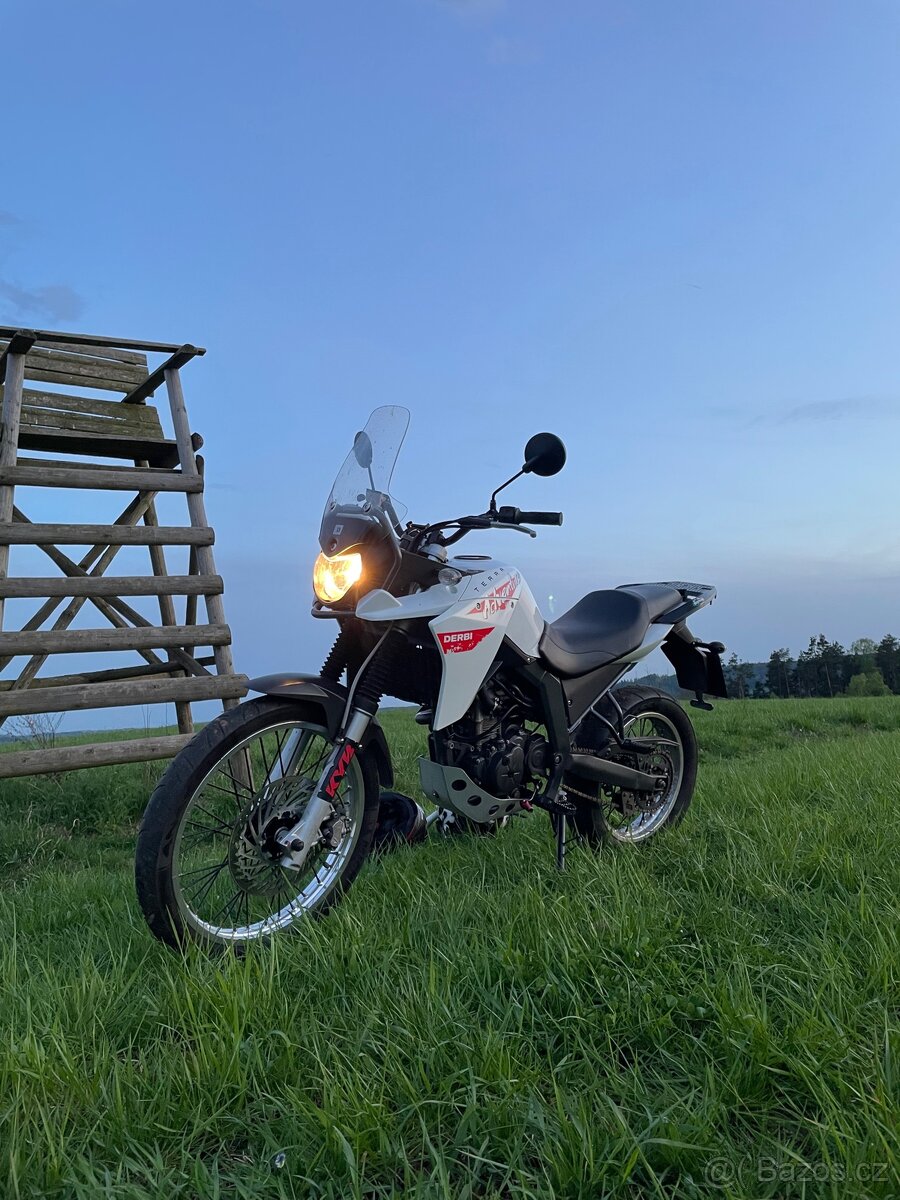 Derbi terra adventure 125