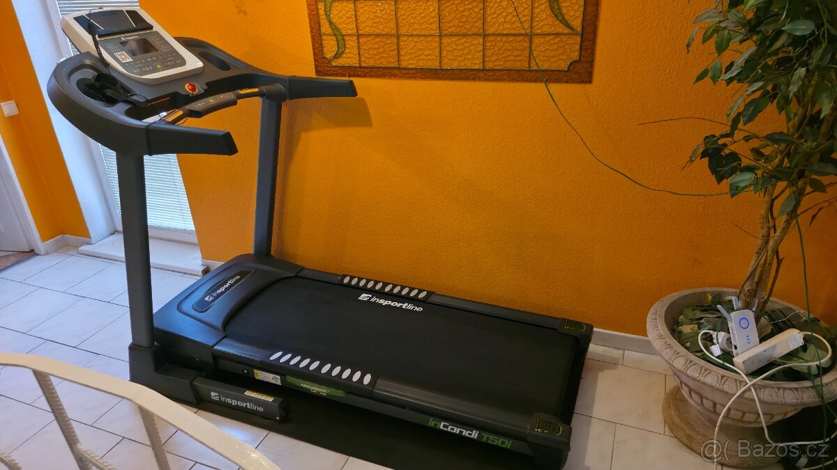 Běžecký pás inSPORTline inCondi T50i. Bezvadný stav.