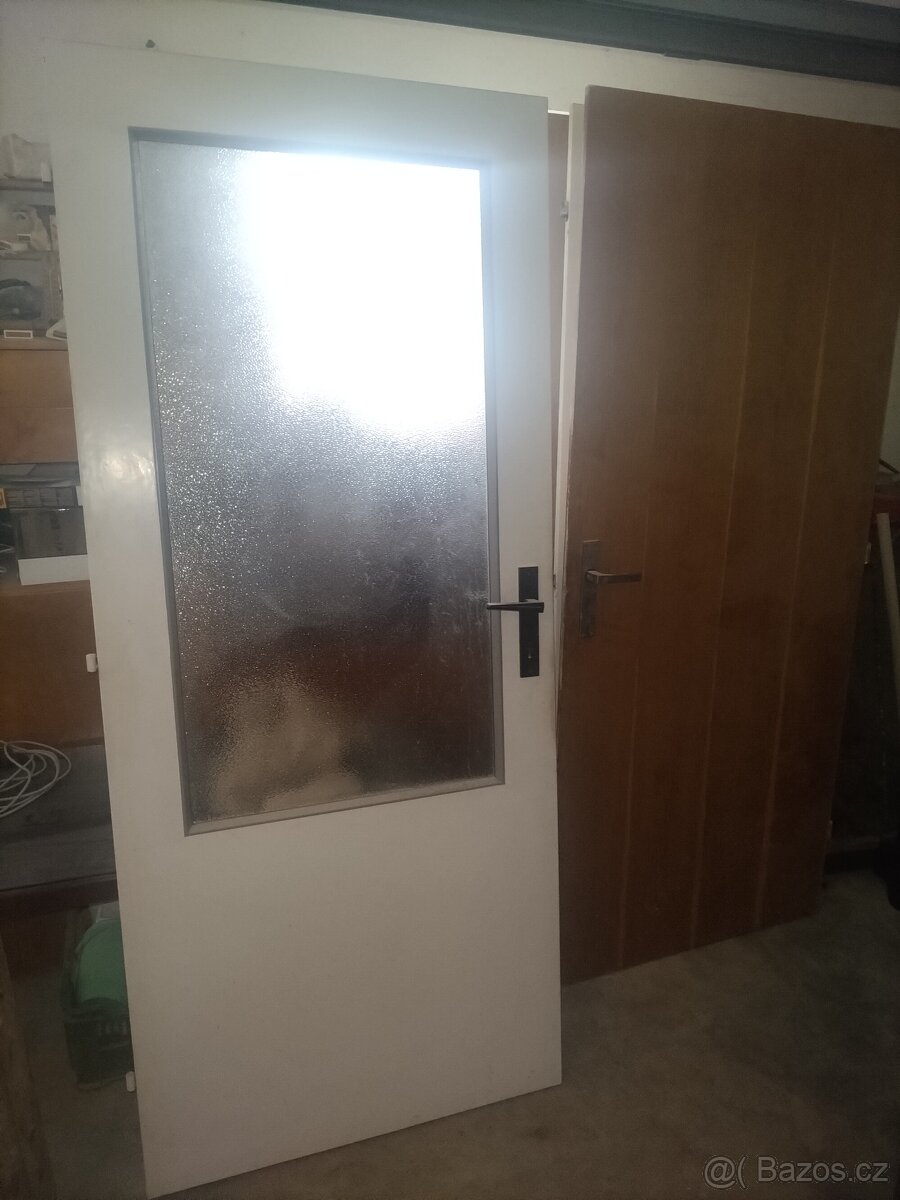 různé dveře