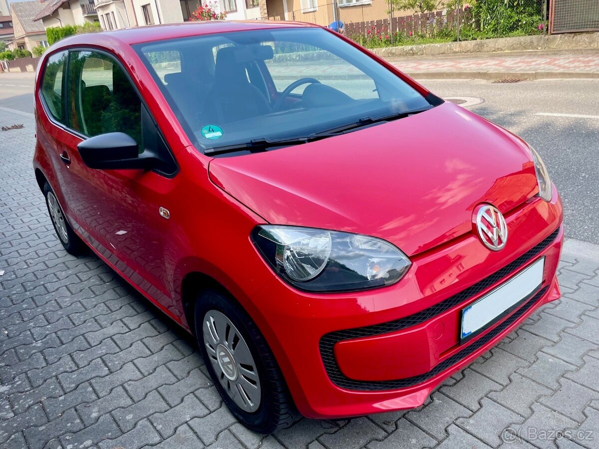 VW Up 1,0 MPI - nová STK, celoroční pneu =SERVISKA=