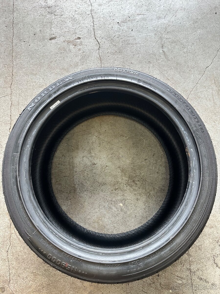 235/40 R18 Nordex