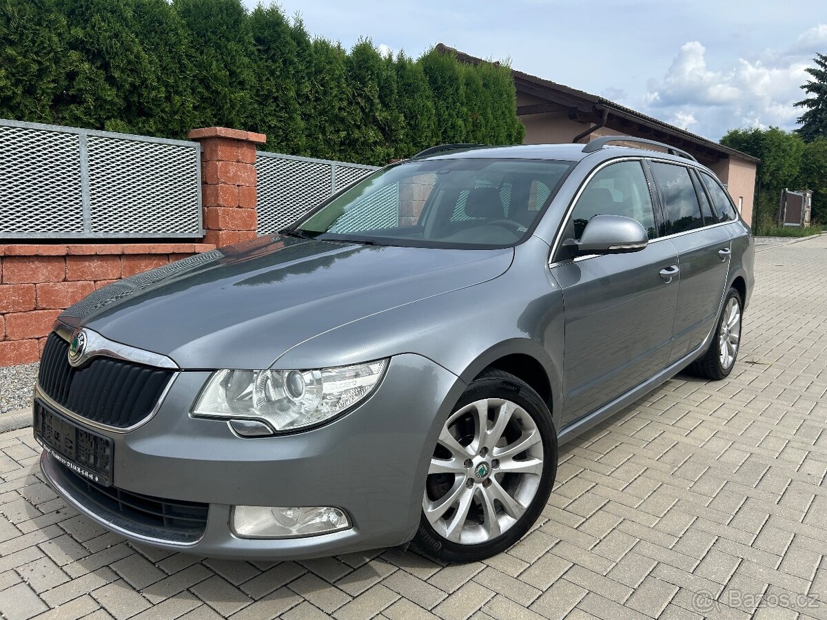 Škoda Superb Combi 2.0TDI 103Kw,06/2012,DSG,1 maj. S.Kniha