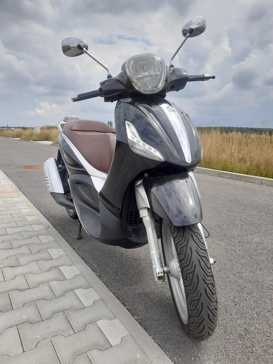 Prodám Piaggio Beverly 125ie rv 2011