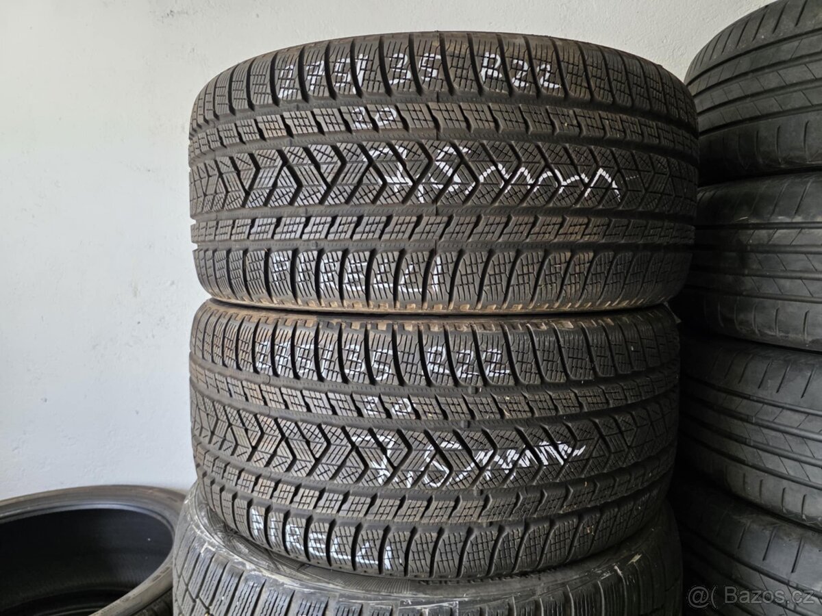 Zimní pneu 2x275/35 R22 Pirelli