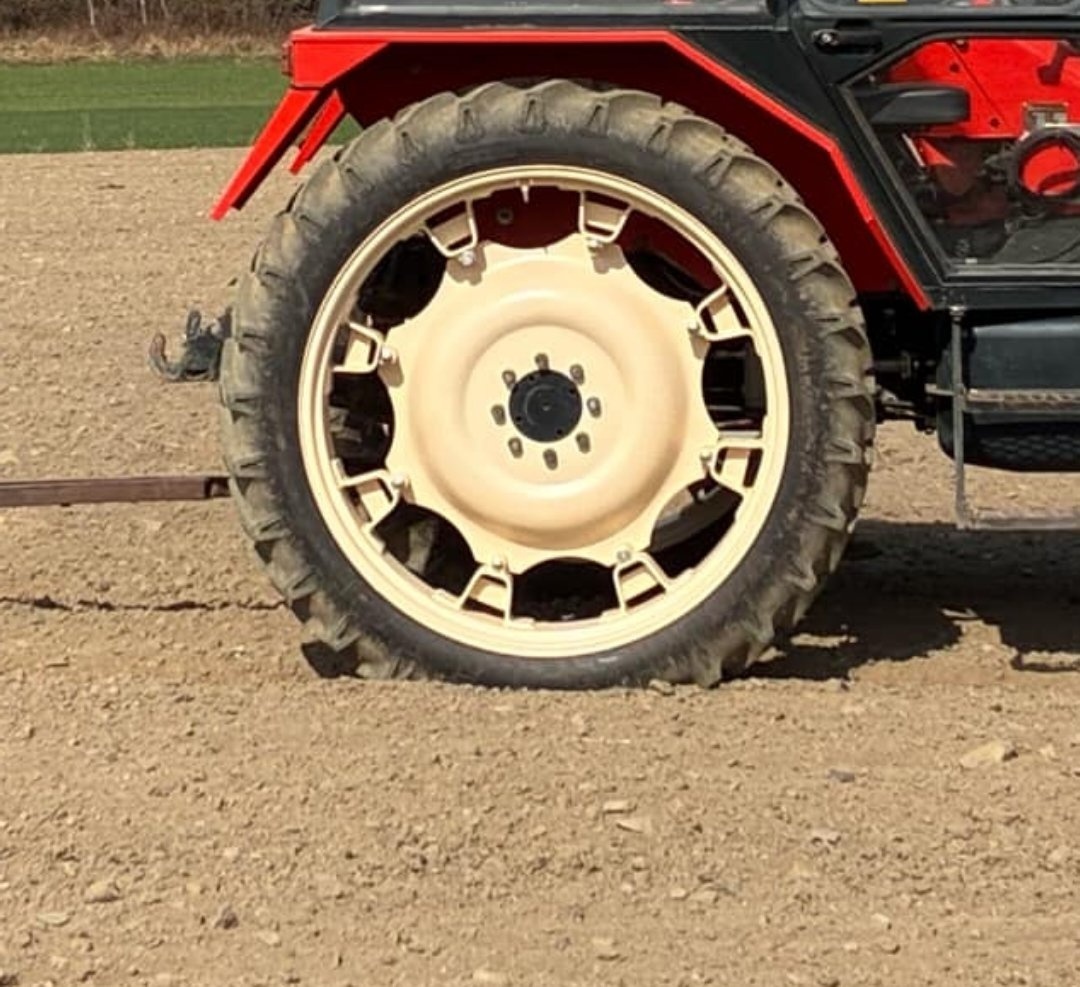 Koupím kultivační kola Zetor 9,5-42