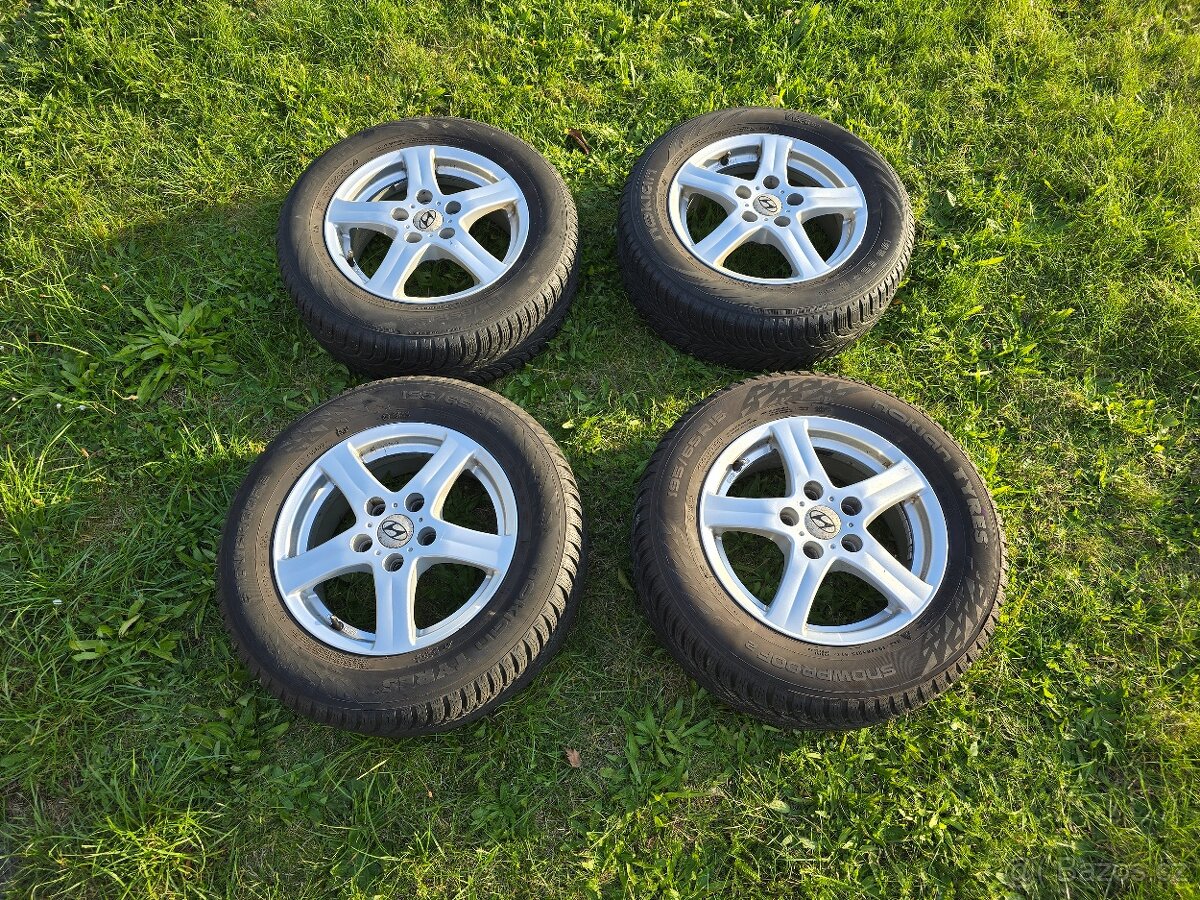 Litá kola Hyundai se zimními pneu - 6Jx15 ET46 a 195/65 R15
