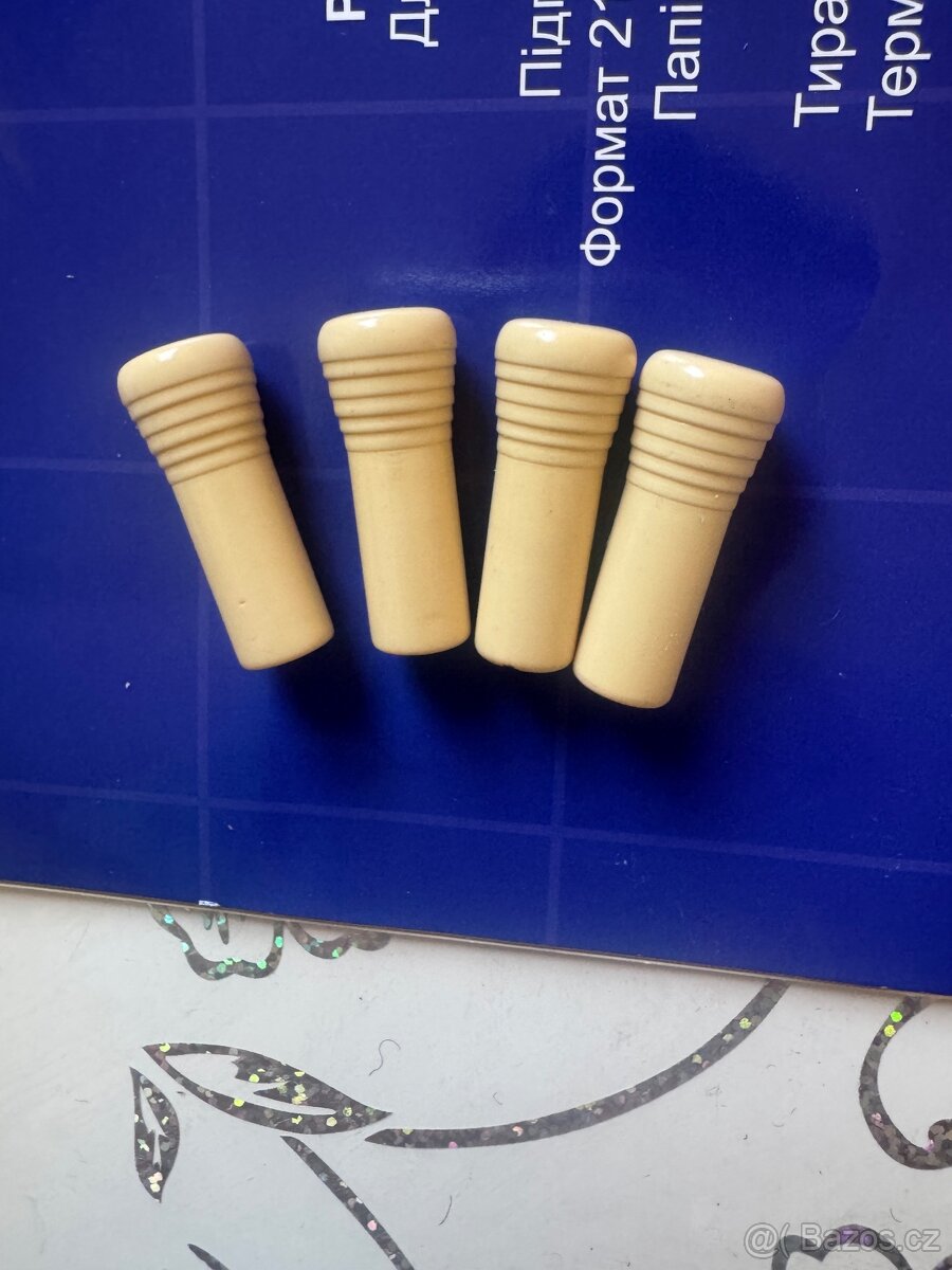 dveřní západky Gaz 21 Volha nove