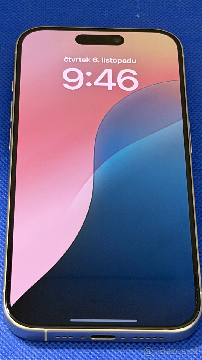 iPhone 15 Pro 256GB White Titanium, krásný stav
