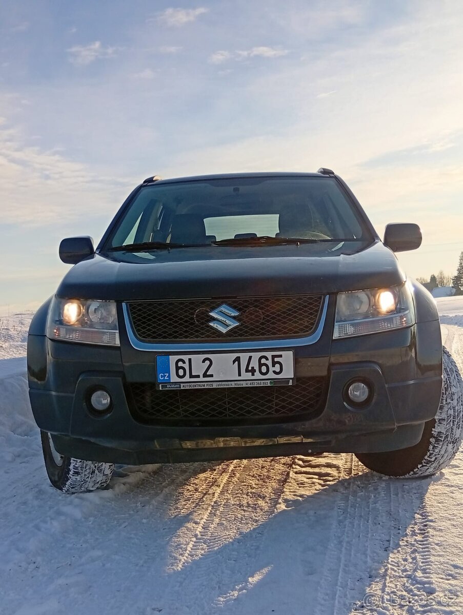 Suzuki Grand Vitara 2.0