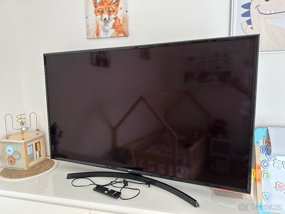 LG televizor 55”