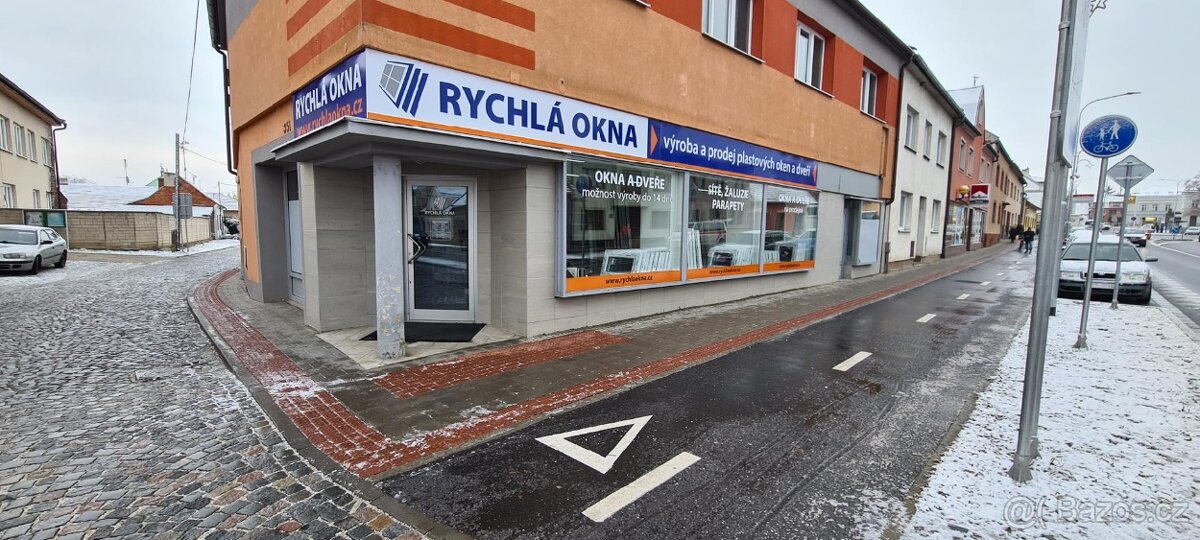 okna plastová dvoukřídlá