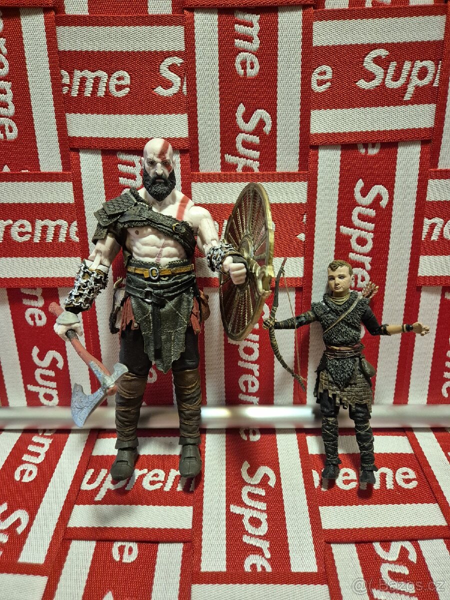 Figurka neca god of war kratos a atreus