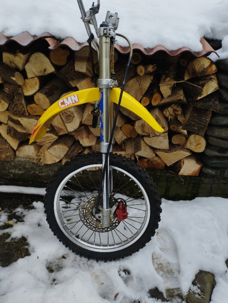 Předek na suzuki rm 250, 90