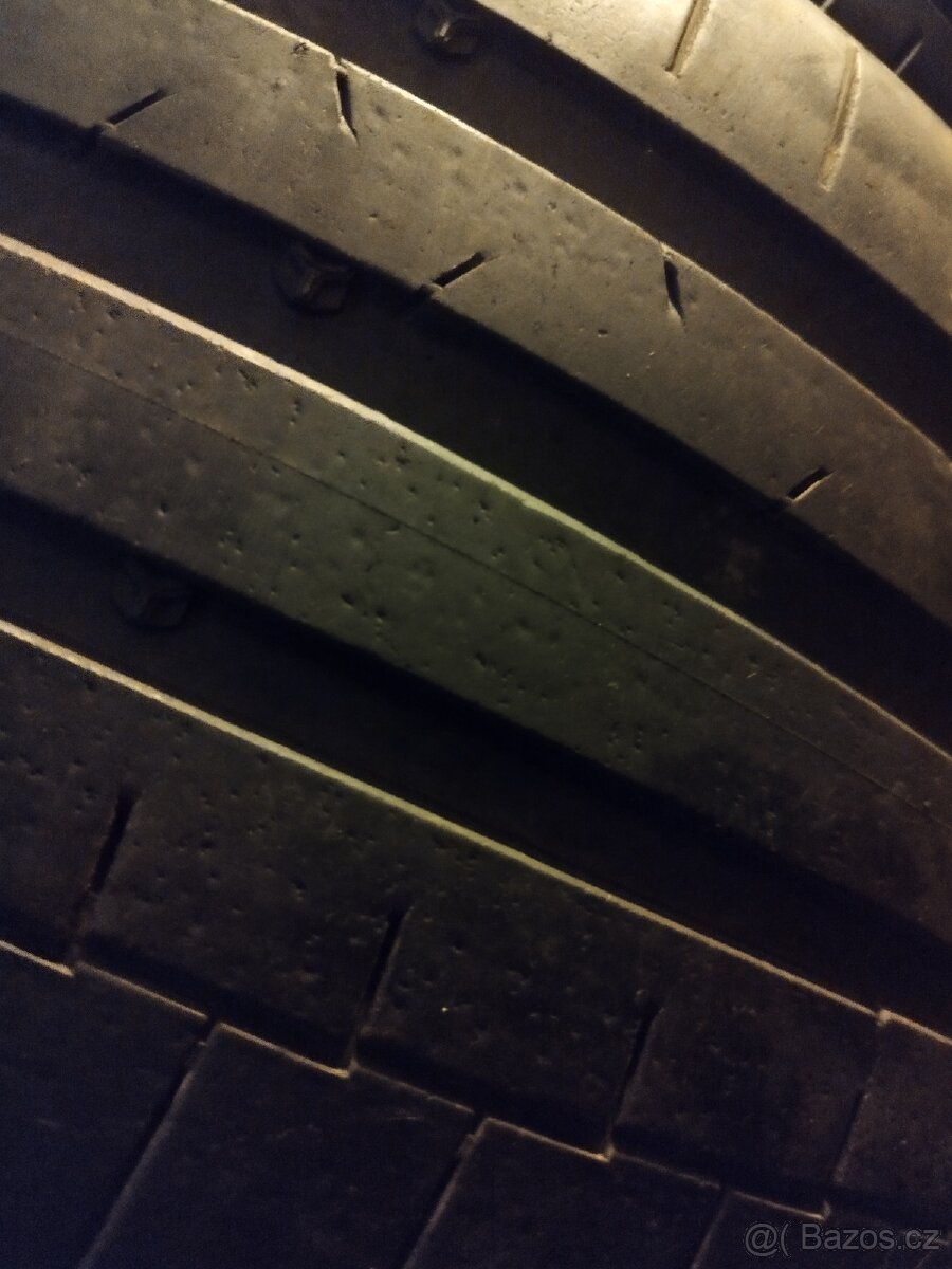 Letni sada Continental 285/35R23 XL vzorek 5mm DOT 4520