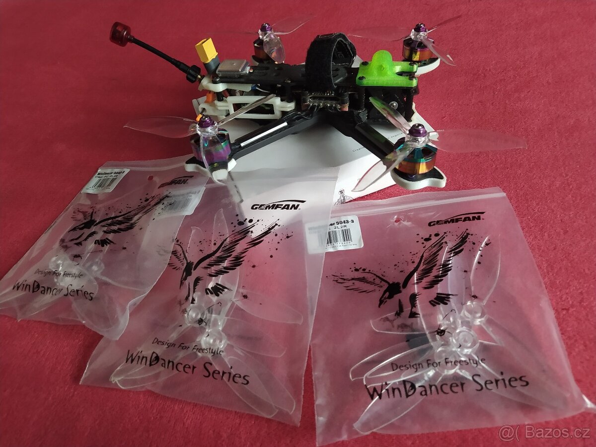 Fpv dron 5´´ palec analog