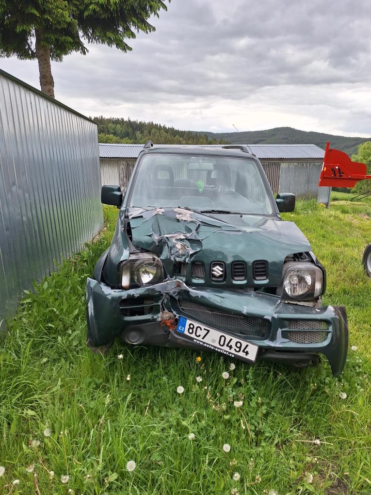 Suzuki Jimmy 1,3 benzín na náhradní díly