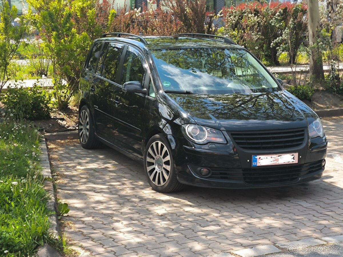 Volkswagen Touran 2.0tdi 103 kW + chip cca 128 kw