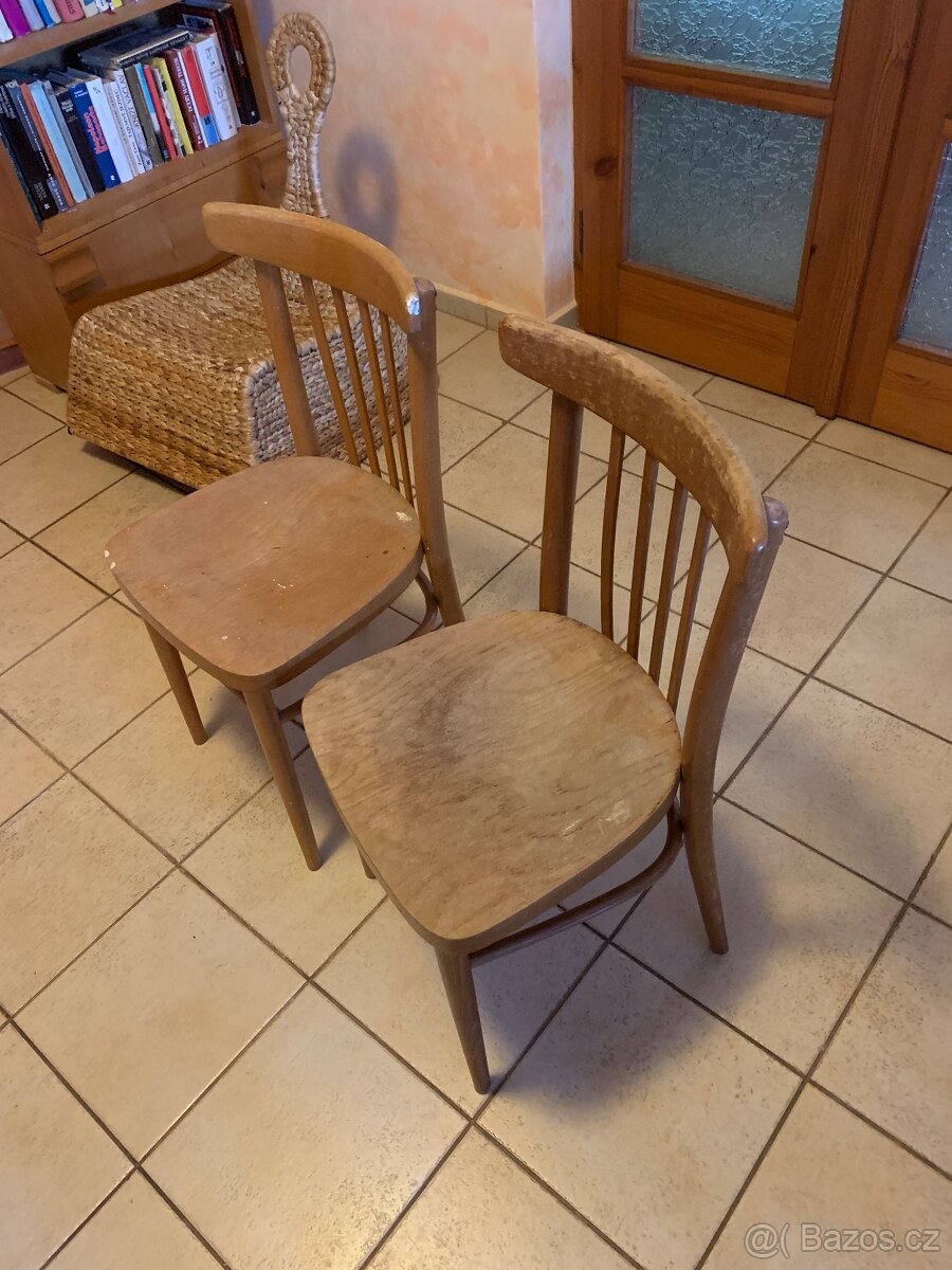 Staré kuchyňské židle