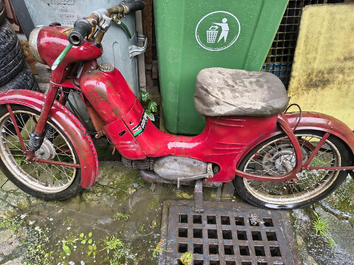 Jawa 550 parez