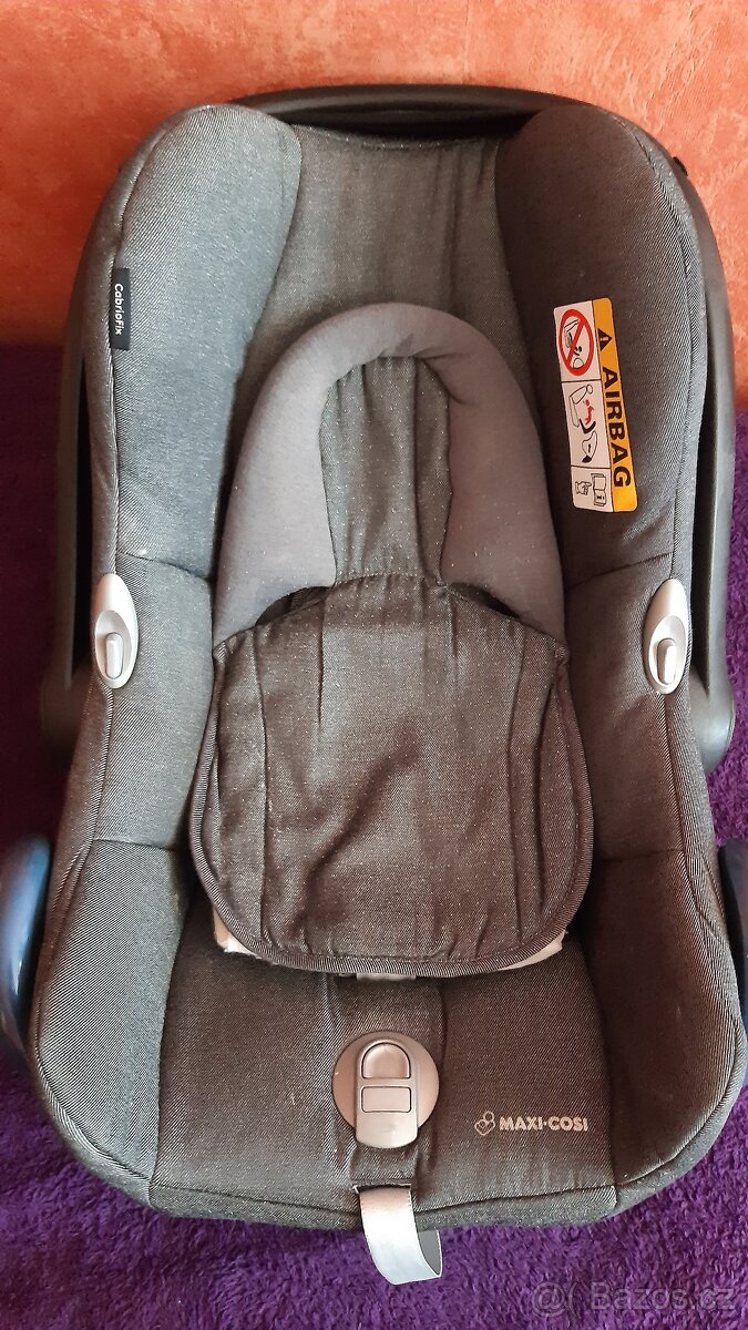 Sedačka pro děti Maxi Cosi