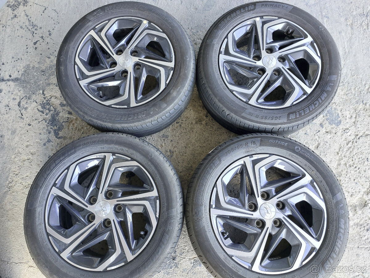 Originál alu kola 16" na Hyundai i30 letní