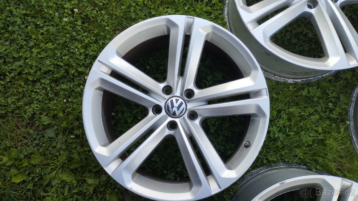 Prodám ALU kola 5x112 R19 VW Mallory