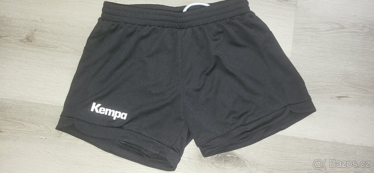 Nové sportovní kraťasy Kempa vel M
