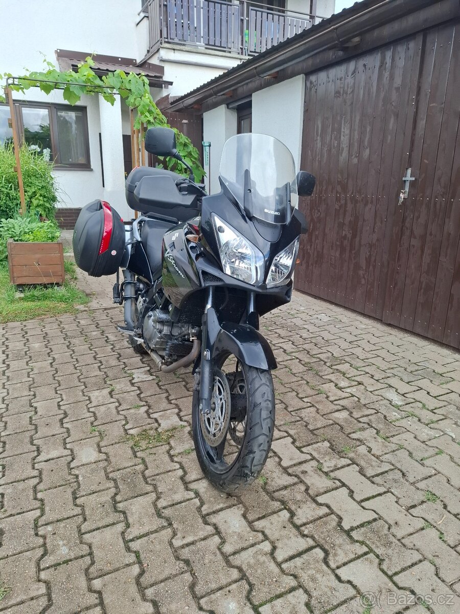 Suzuki V-Strom DL650 (2005)