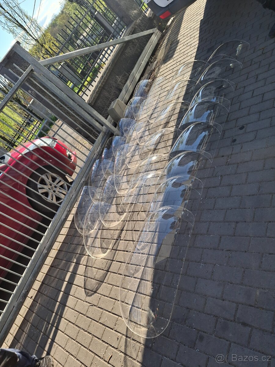 Plexi sklo na motorku