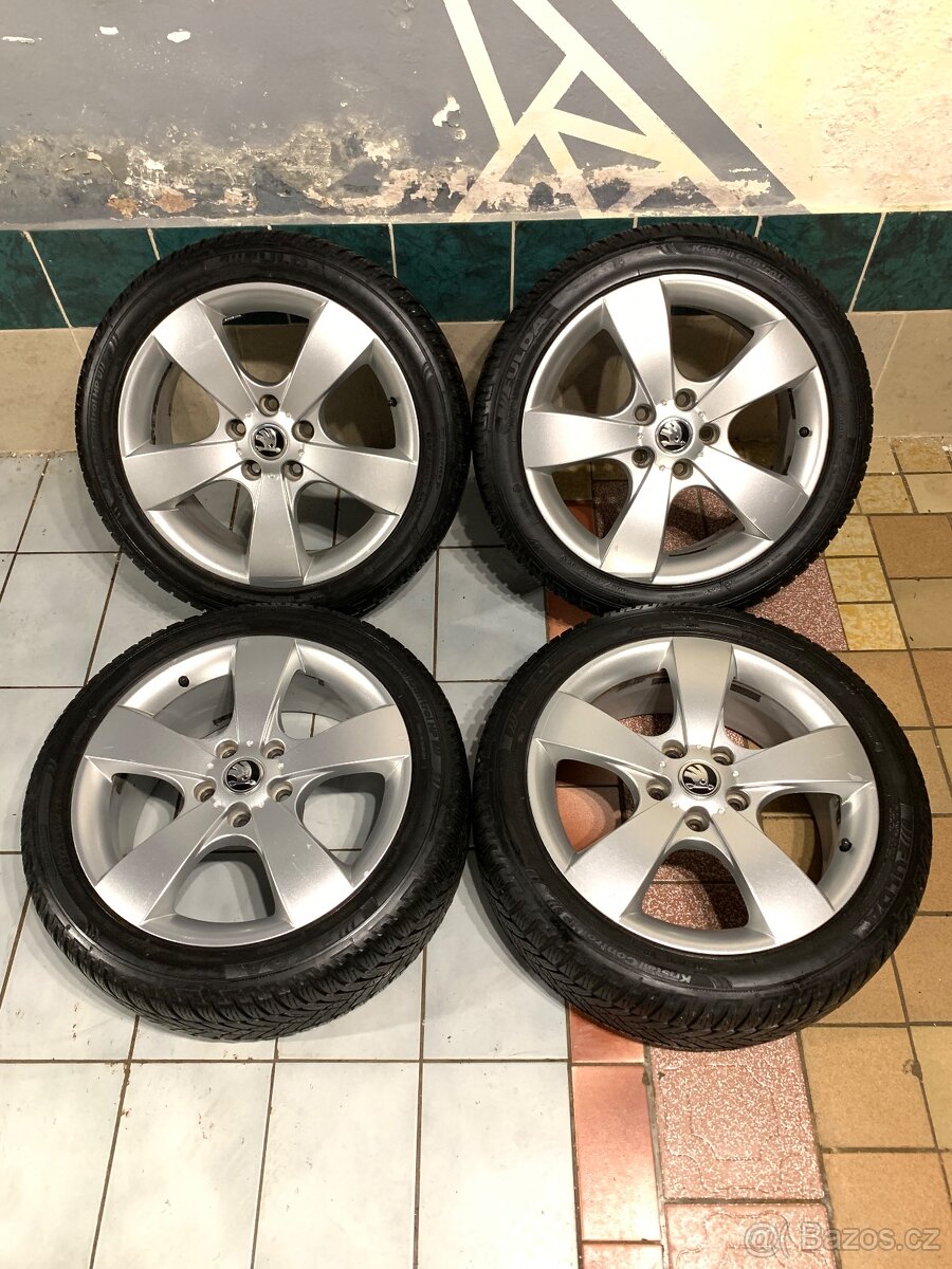 Alu kola Škoda R17 5X112 ZIMNÍ PNEU 225/45 R17 PEGASUS