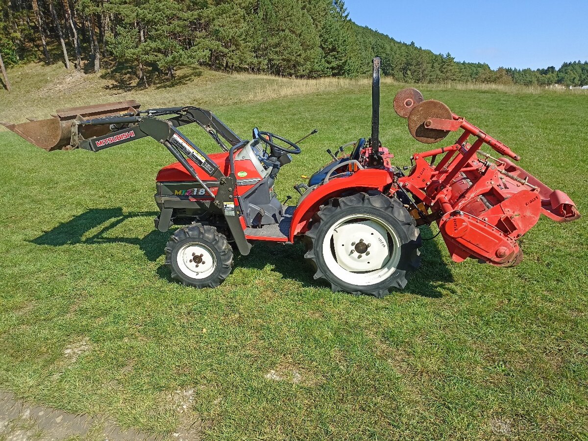 Mitsubishi MTZ 18 s čelným NAKLADACOM