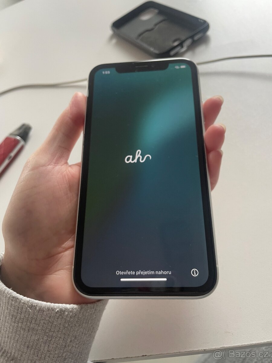 Apple iPhone xr